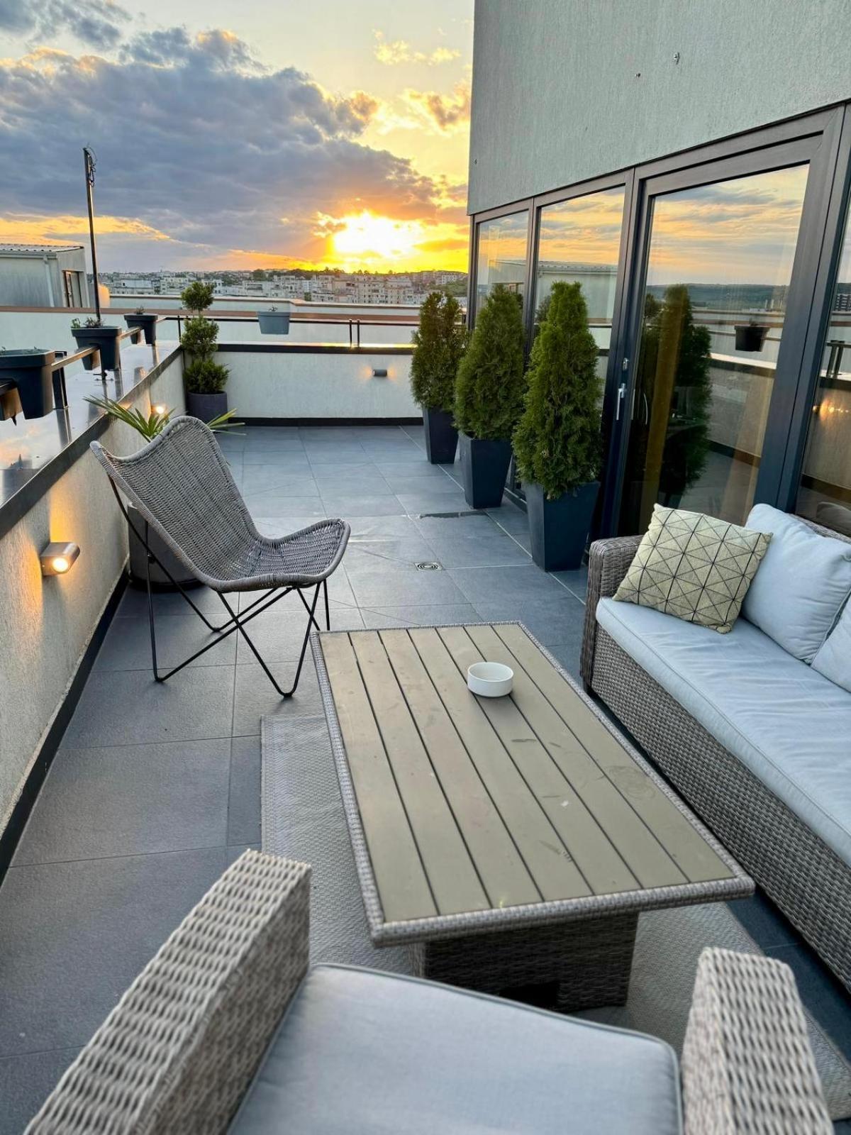 Penthouse Exclusive View , Iasi Leilighet Eksteriør bilde